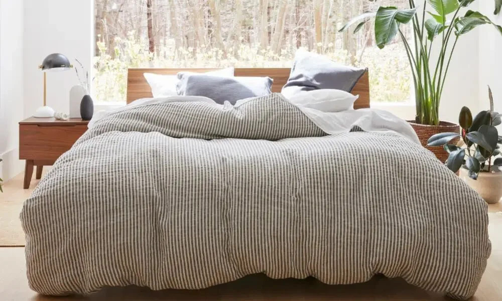 Brooklinen European Linen Gray Striped Duvet Set king/cali king